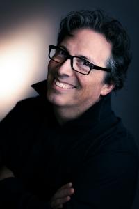 Richard Hatem’s Paranormal Bookshelf Podcast Announces 2026 ‘Light in the Dark Tour’