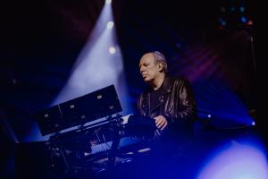 HANS ZIMMER ANNOUNCES NORTH AMERICAN RETURN WITH ‘HANS ZIMMER LIVE – THE NEXT LEVEL’ IN FEBRUARY 2027